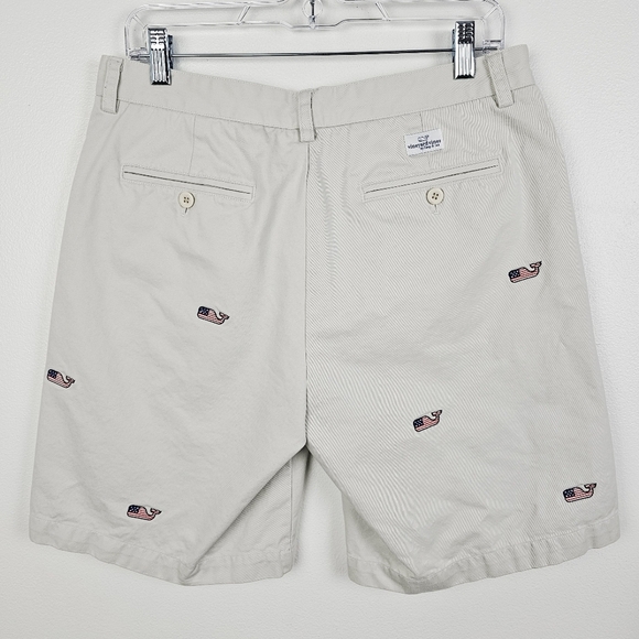 Vineyard Vines Americana Club Short - Picture 2 of 8